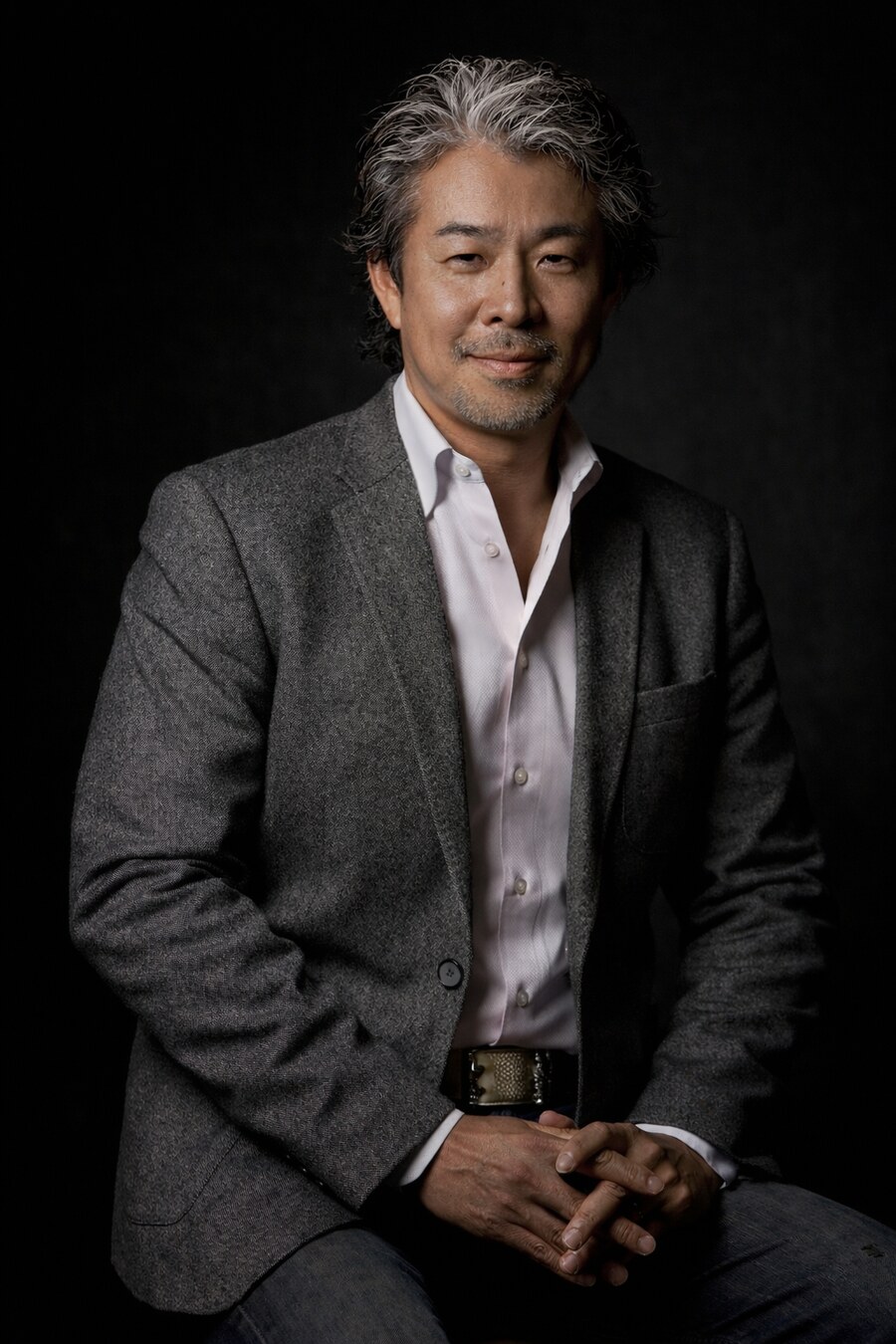 代表取締役CEO 室山真一郎のポートレート